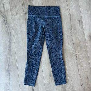 ATHLETA Salutation Stash II Textured 7/8 Tight